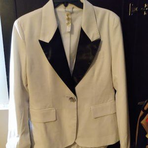 Women's tuxedo blazer